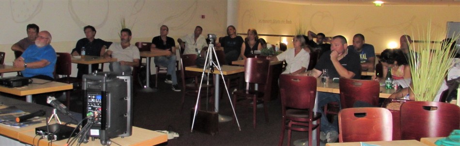 Une partie du public aux Rencontres Ufologiques d'OVNI-Languedoc